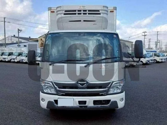 Hino Dutro 2025 — миниатюра 2