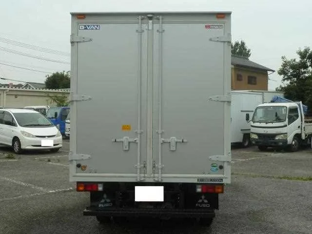 Mitsubishi Fuso Canter 2022 — миниатюра 2