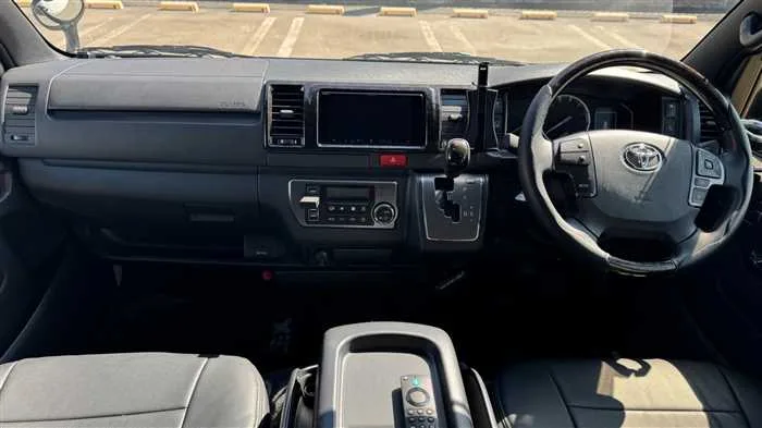 Toyota HIACE VAN GL 2024 — миниатюра 4