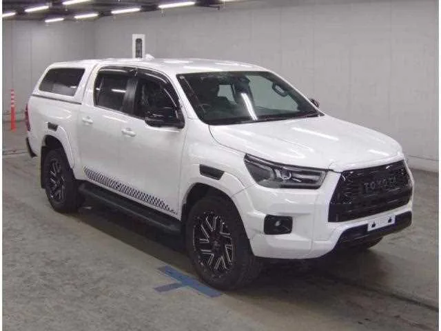 Toyota Hilux 2023 — миниатюра 5