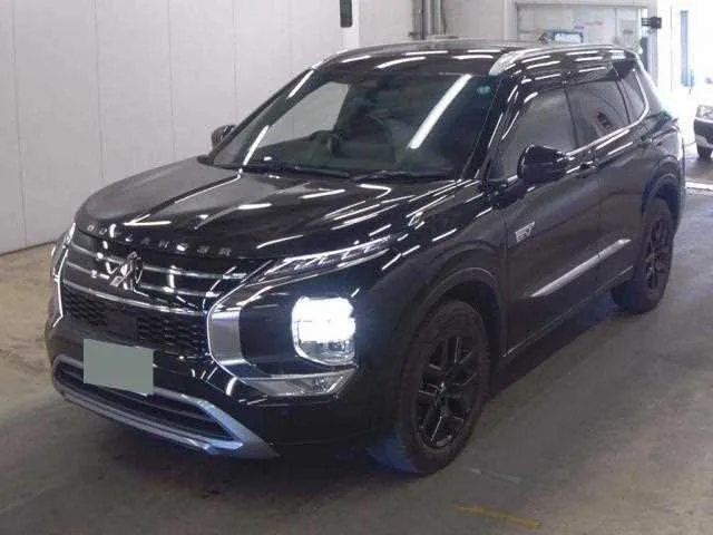 Mitsubishi Outlander 2025 — миниатюра 3