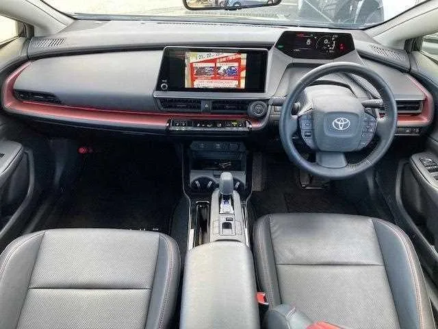 Toyota Prius 2023 — миниатюра 4