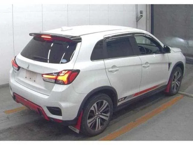 Mitsubishi RVR 2022 — миниатюра 3