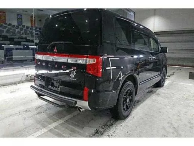 Mitsubishi Delica D:5 2022 — миниатюра 2