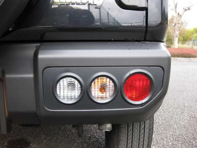 Suzuki Jimny 2024 — миниатюра 4