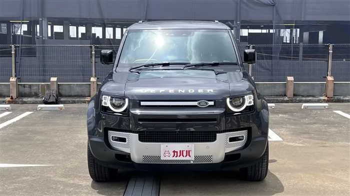 Land Rover Defender 130 D300 2023 — миниатюра 2