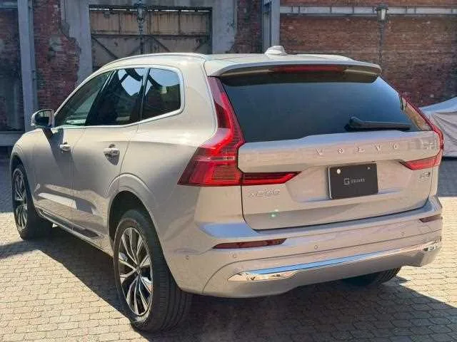 Volvo XC60 2024 — миниатюра 3