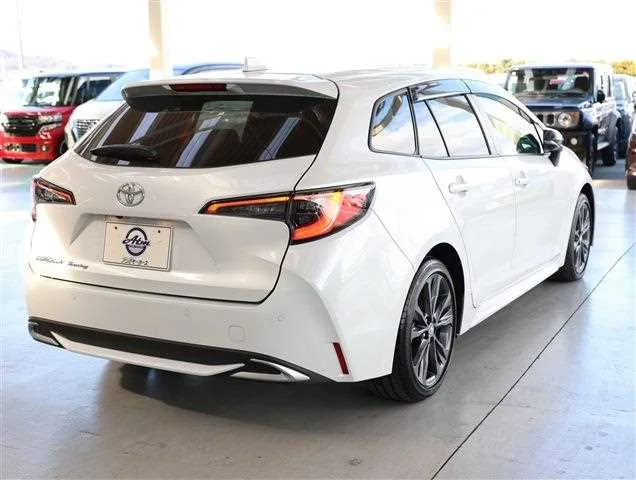 Toyota Corolla Touring Wagon WB 2023 — миниатюра 5