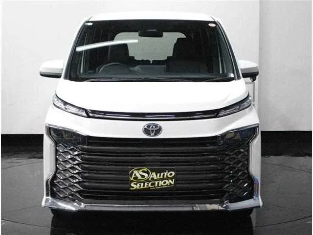 Toyota Voxy 2024 — миниатюра 5