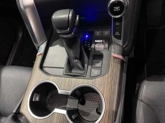 Toyota Land Cruiser ZX DIESEL*JBL* 2022 — миниатюра 4