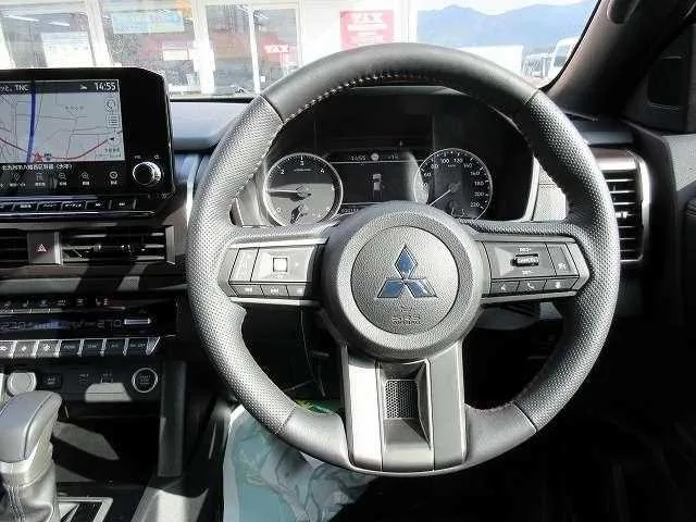 Mitsubishi TRITON 2024 — миниатюра 5
