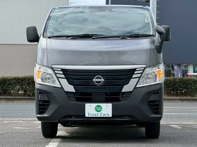 Nissan Caravan Van 2022 — миниатюра 3