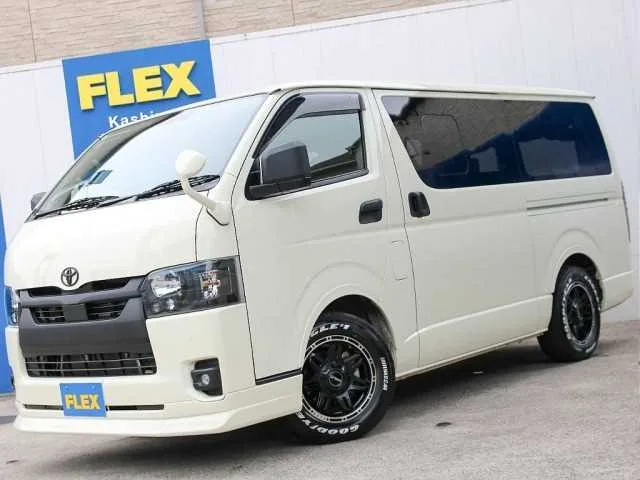 Toyota Hiace Van 2022 — миниатюра 3