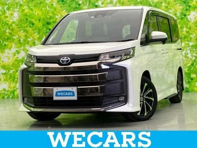 Toyota Noah 2023 — фото 1, купить с доставкой в Москву