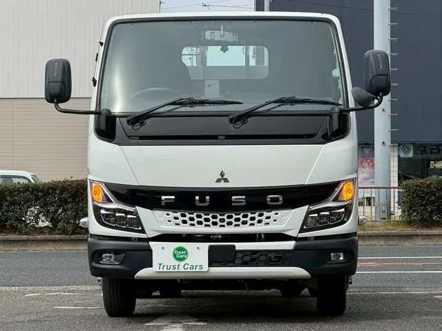 Mitsubishi Canter 2022 — миниатюра 3