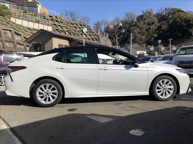 Toyota Camry 2023 — миниатюра 5