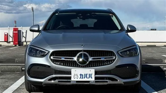 Mercedes-Benz C-Class C220d 4 2023 — миниатюра 2