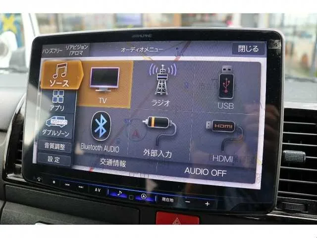 Toyota Hiace Van 2023 — миниатюра 5
