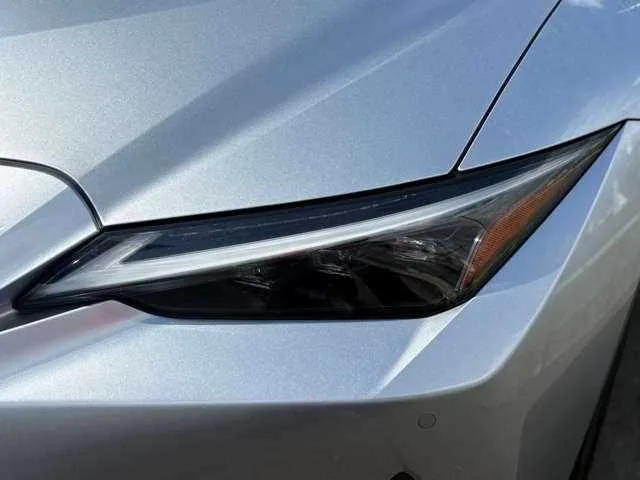 Lexus IS 2023 — миниатюра 2
