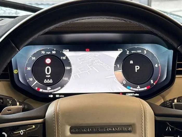 Land Rover Range Rover AUTOMATIC DIESEL 2023 — миниатюра 3