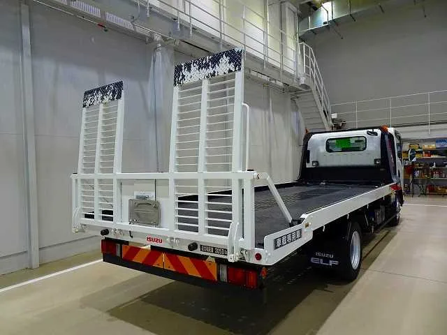 Isuzu Isuzu Others 2022 — миниатюра 2