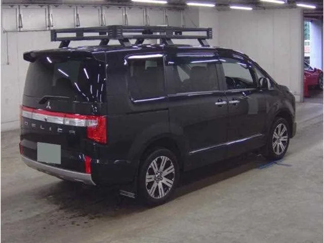 Mitsubishi Delica D:5 4WD 2023 — миниатюра 2