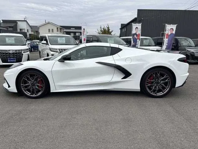 Chevrolet Corvette 2023 — миниатюра 2