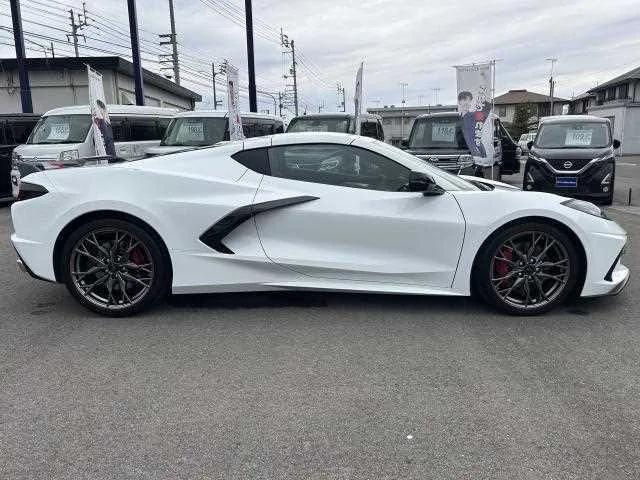 Chevrolet Corvette 2023 — миниатюра 5