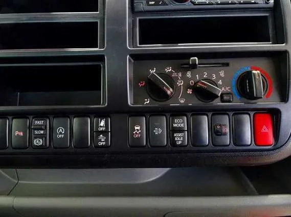 Toyota Dyna Truck 2024 — миниатюра 4