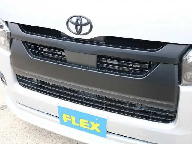 Toyota Hiace Van 2024 — миниатюра 5