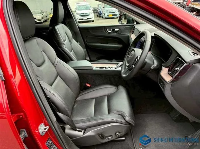 Volvo XC60 Recharge Ultimate T6 AWD PlugIn Hybrid 4WD 2024 — миниатюра 2
