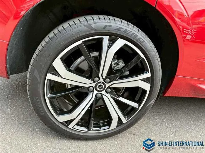 Volvo XC60 Recharge Ultimate T6 AWD PlugIn Hybrid 4WD 2024 — миниатюра 4