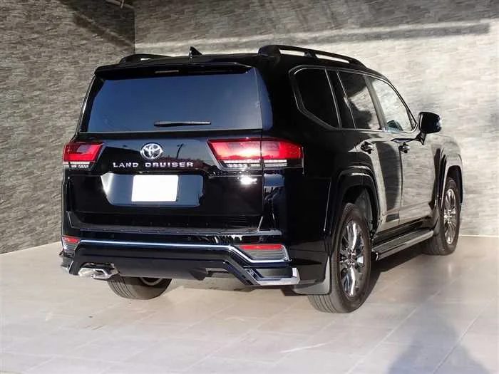 Toyota Land Cruiser ZX 2023 — миниатюра 2