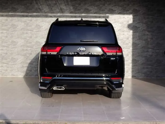 Toyota Land Cruiser ZX 2023 — миниатюра 4