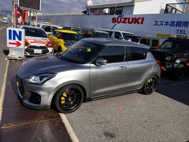 Suzuki Swift 2023 — миниатюра 5
