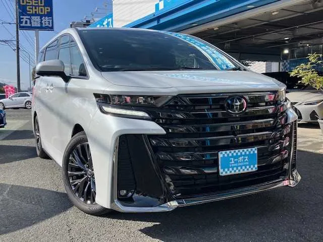 Toyota Vellfire 2025 — фото 1, купить с доставкой в Москву
