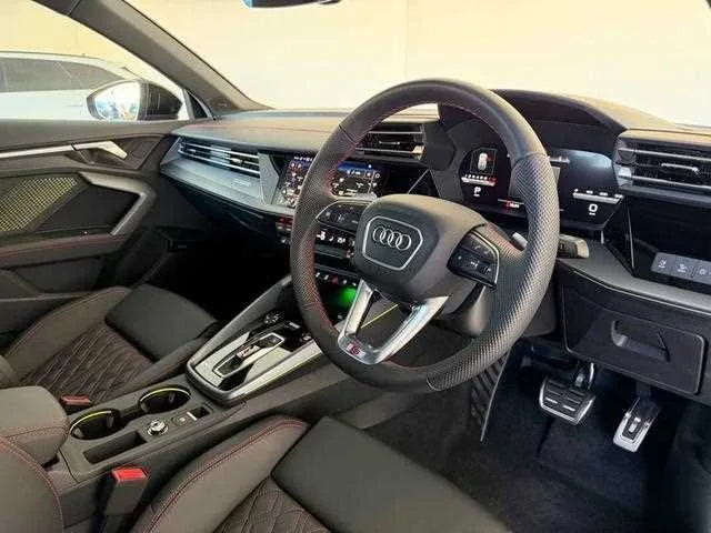 Audi S3 2025 — миниатюра 2