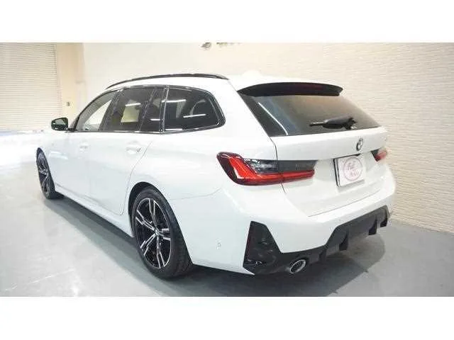 BMW 3 Series 2023 — миниатюра 2