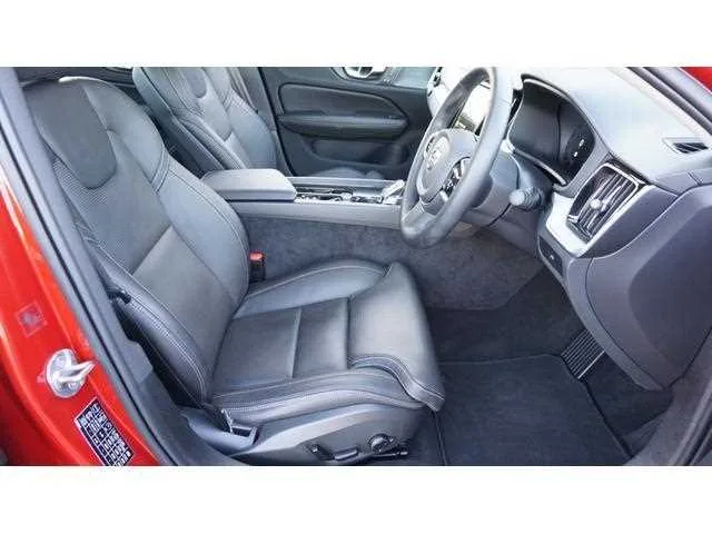 Volvo S60 2023 — миниатюра 3