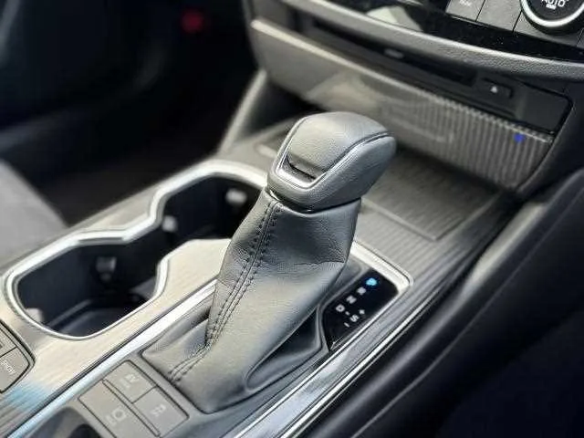 Toyota Crown Hybrid 2022 — миниатюра 4