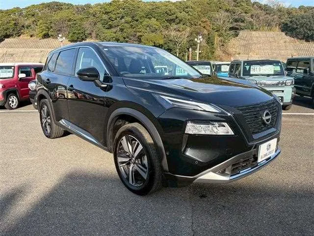 Nissan X-Trail 2025 — миниатюра 2