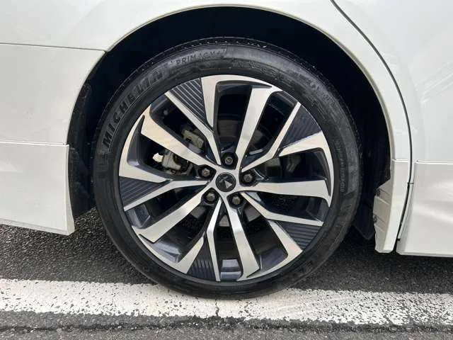 Toyota Alphard Hybrid 2023 — миниатюра 2