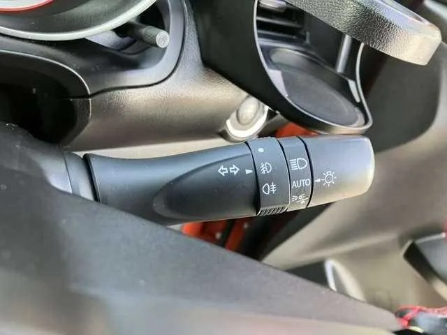 Suzuki Swift 2022 — миниатюра 4