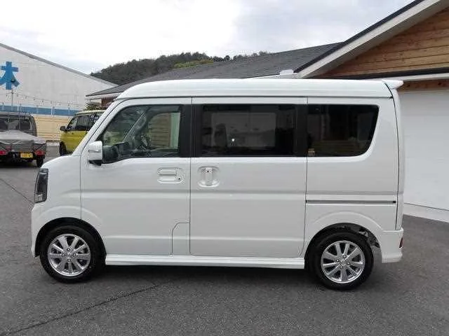 Suzuki Every Wagon 2025 — миниатюра 2