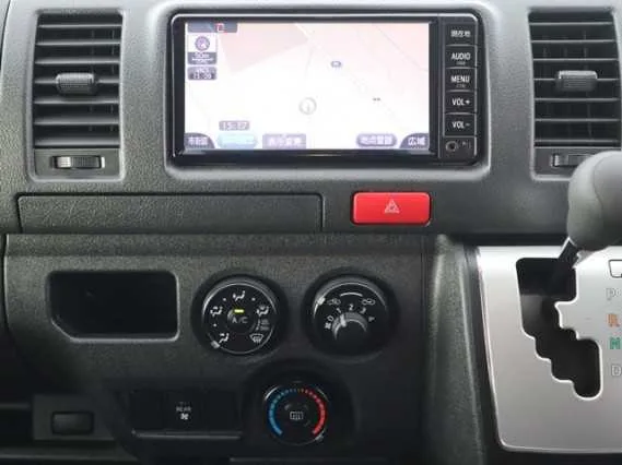 Toyota Hiace Van 2023 — миниатюра 2