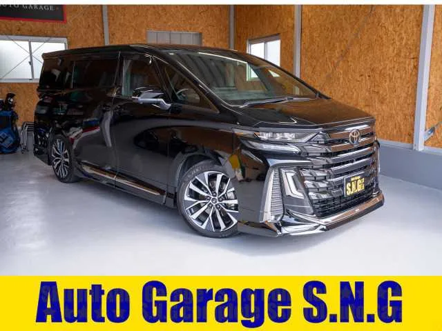 Toyota Vellfire 2024 — фото 1, купить с доставкой в Москву