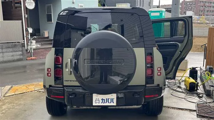 Land Rover Defender 110 X HSE D300 2024 — миниатюра 4