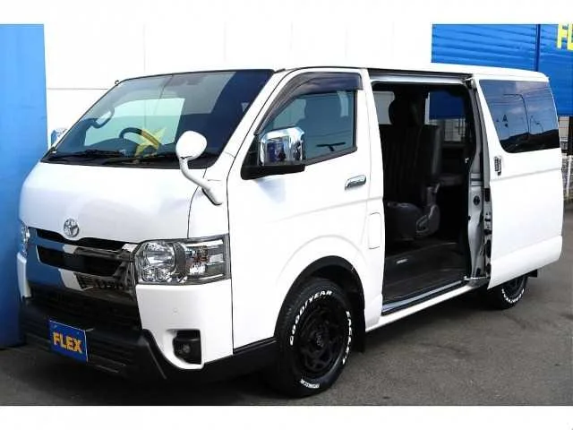 Toyota Hiace Van 2024 — миниатюра 3