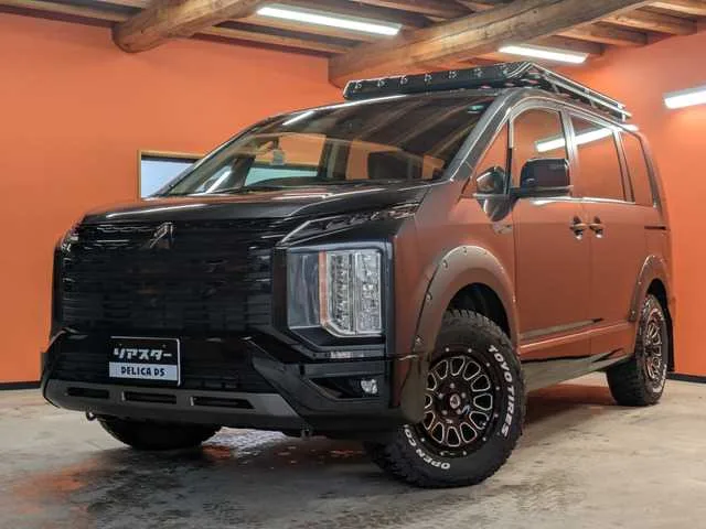 Mitsubishi Delica D:5 2024 — фото 1, купить с доставкой в Москву