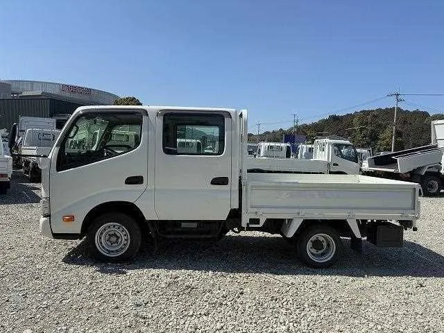 Toyota Dyna Truck 2022 — миниатюра 4